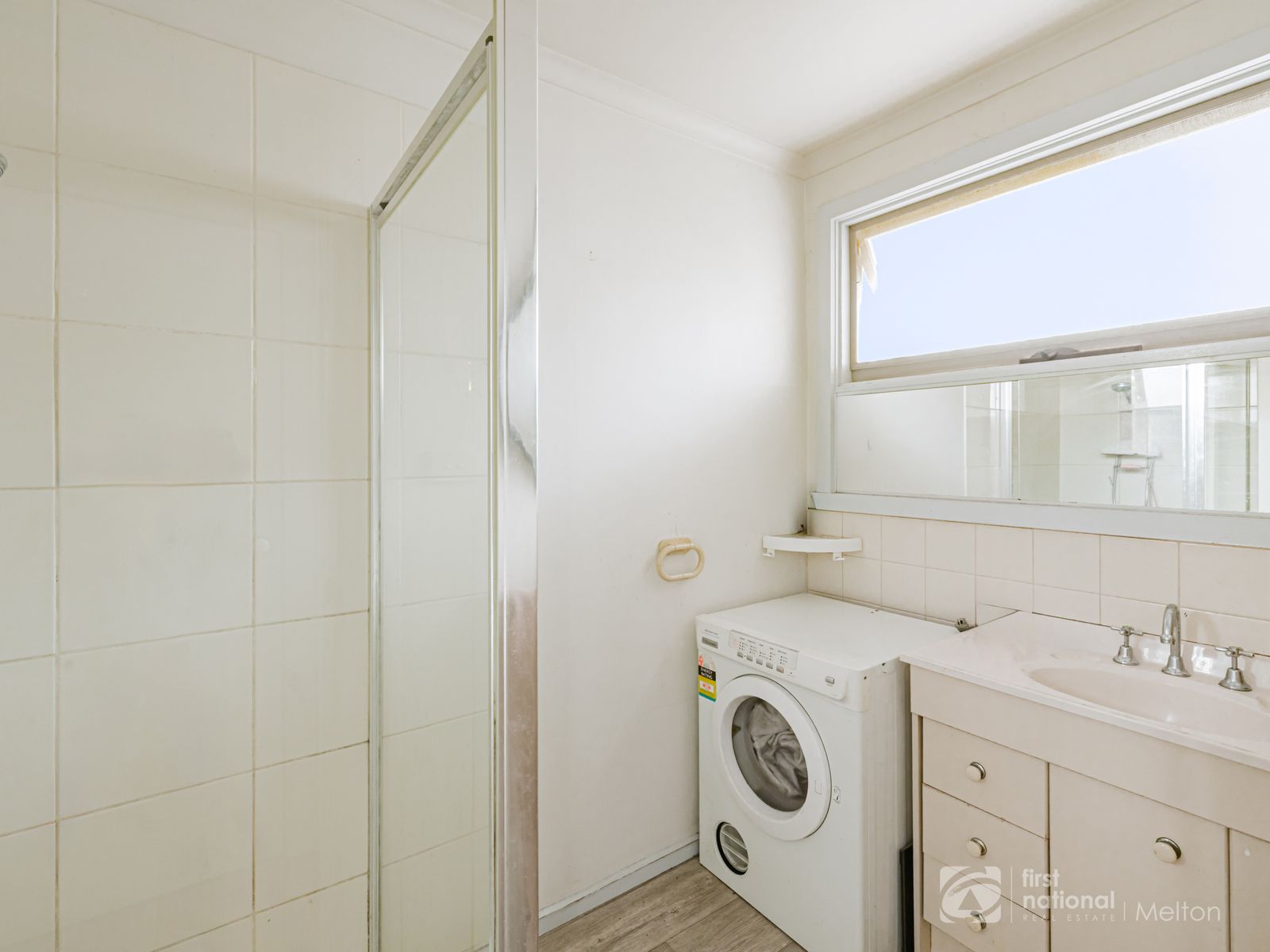 17 Tamar Drive, Melton South VIC 3338, Melton South - Thumbnail 5