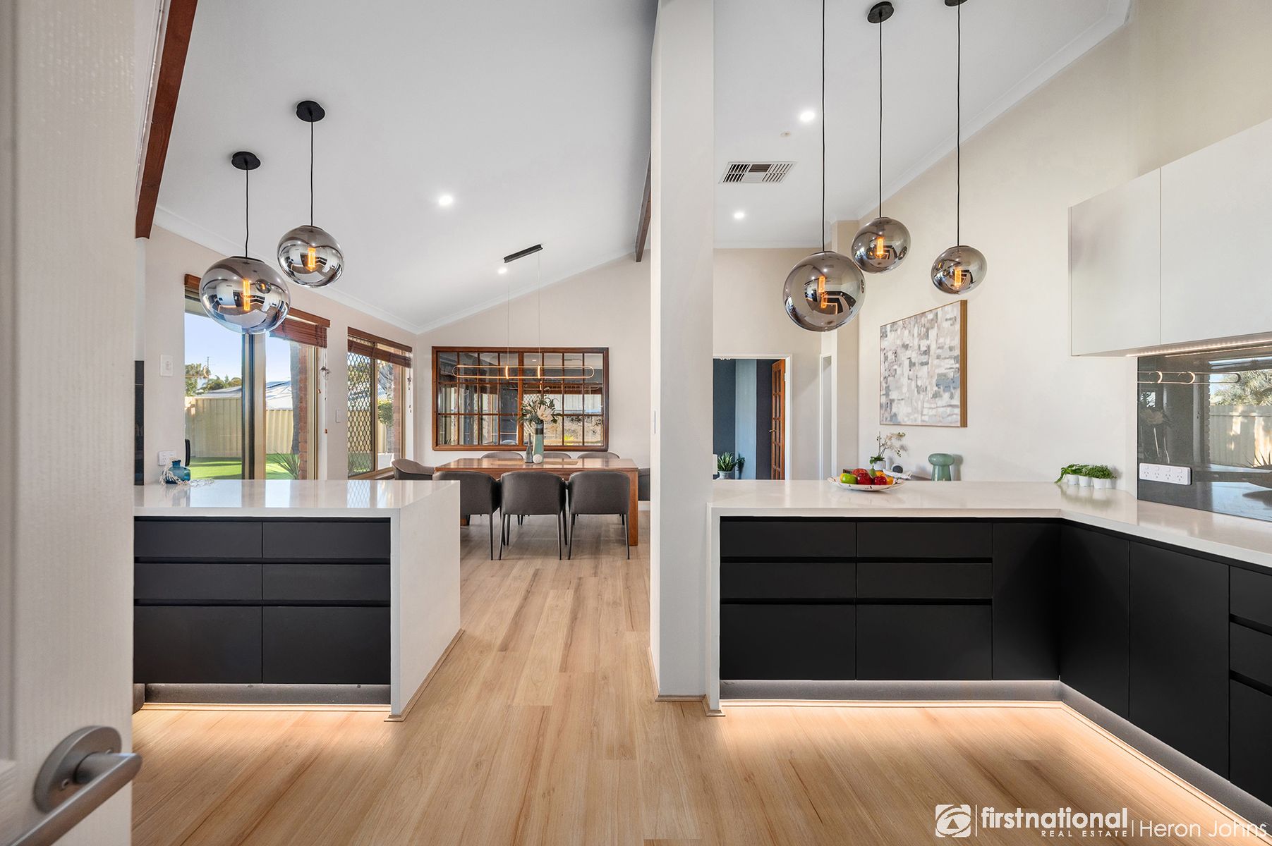 7 Sellen Court, Leeming WA 6149, Leeming - Thumbnail 6