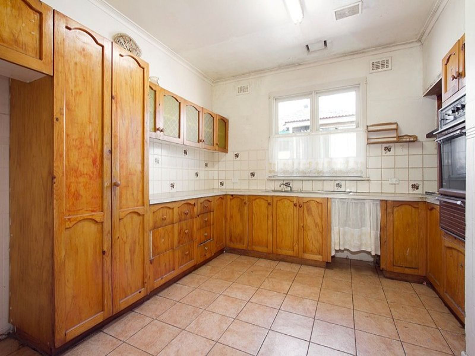 16 Philip Street, Dandenong North, VIC 3175, Dandenong North - Thumbnail 3