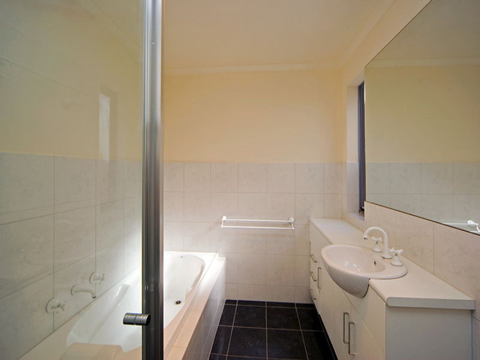 62 & 70 Hindmarsh Street, Mawson Lakes, SA 5095, Mawson Lakes - Thumbnail 3