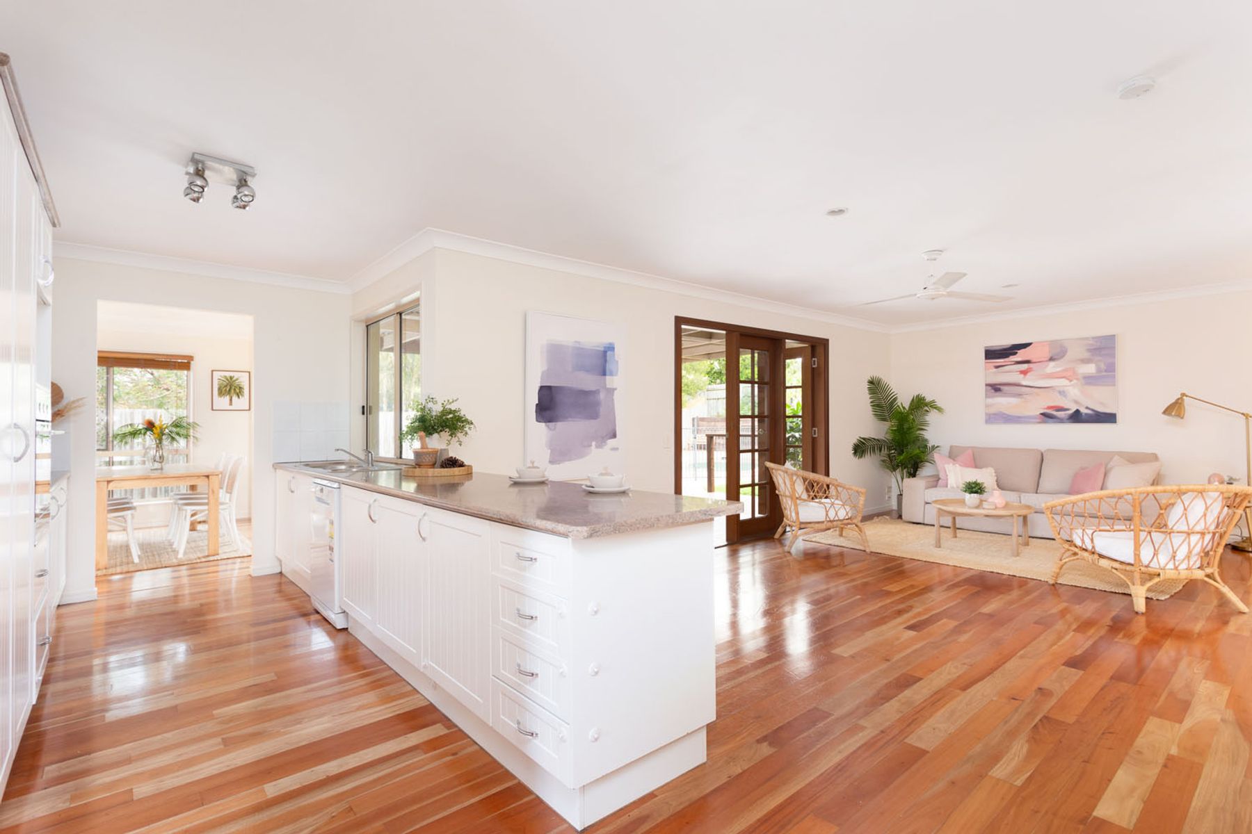 14 Trentham Court, Parkwood, QLD 4214, Parkwood - Thumbnail 5