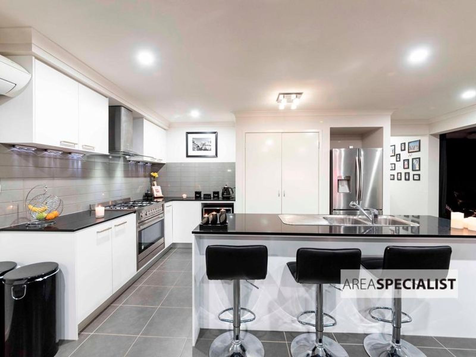 30 Cemetine Terrace, Cranbourne, VIC 3977, Cranbourne - Thumbnail 5