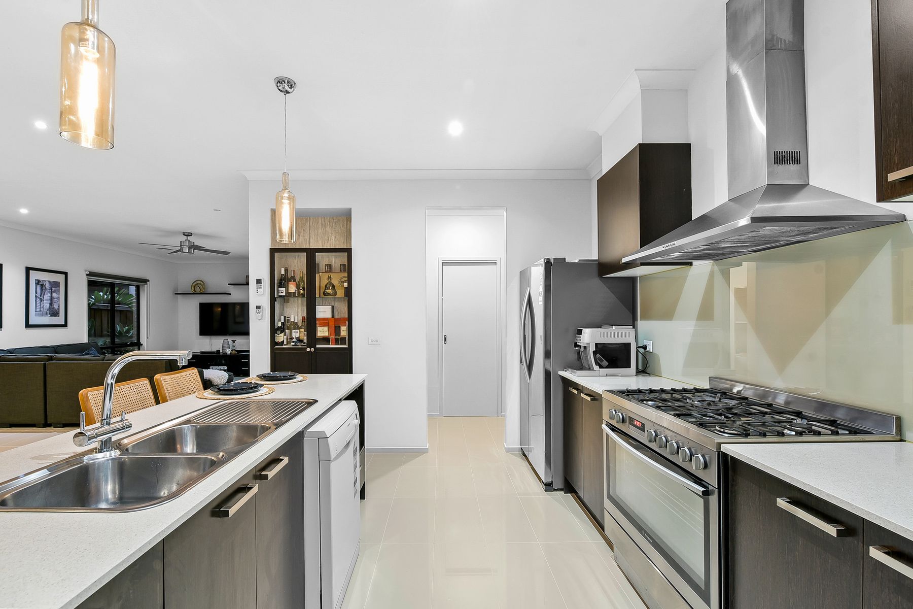 16 Bluebell Way, Keysborough, VIC 3173, Keysborough - Thumbnail 7