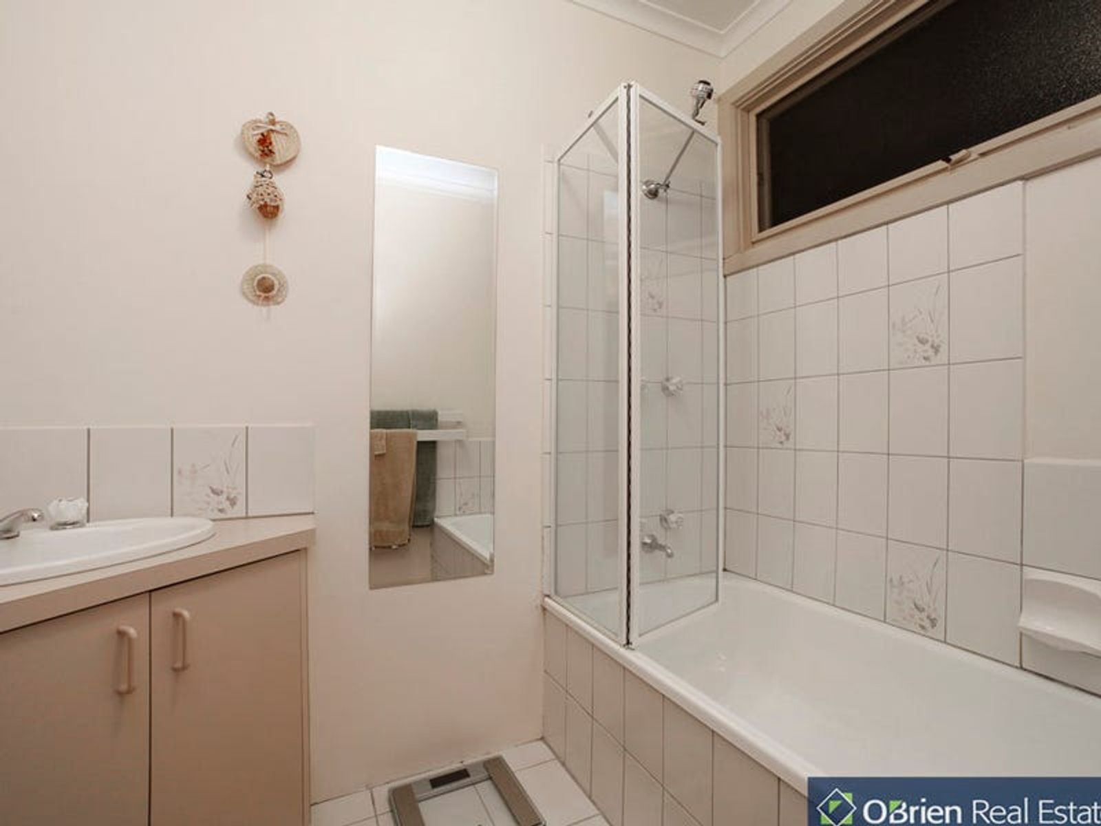 2 Fitzroy Court, Endeavour Hills, VIC 3802, Endeavour Hills - Thumbnail 5