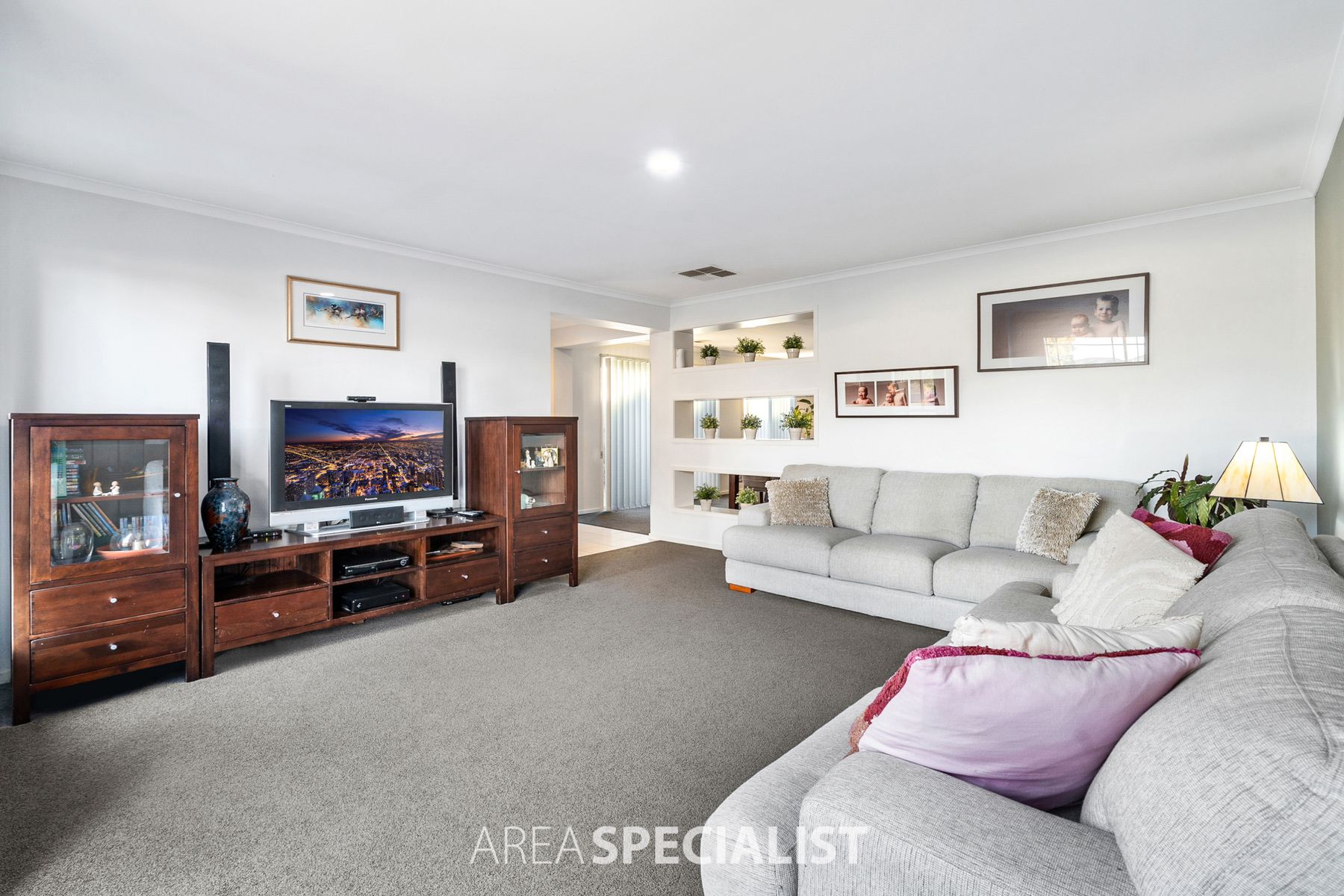 4 Hateley Heath, Cranbourne East, VIC 3977, Cranbourne East - Thumbnail 3