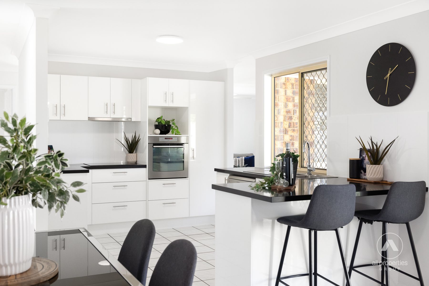 130 Lamberth Road, Regents Park QLD 4118, Regents Park - Thumbnail 2
