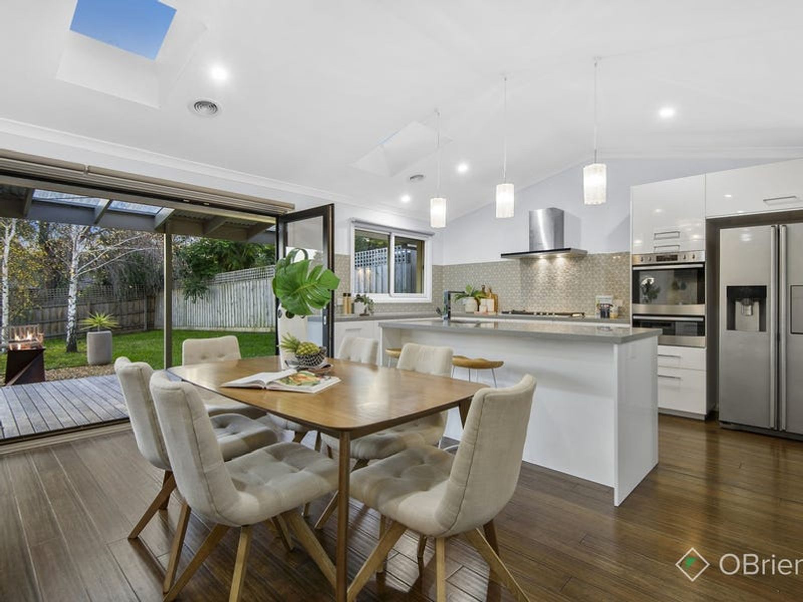 103 John Fawkner Drive, Endeavour Hills, VIC 3802, Endeavour Hills - Thumbnail 2