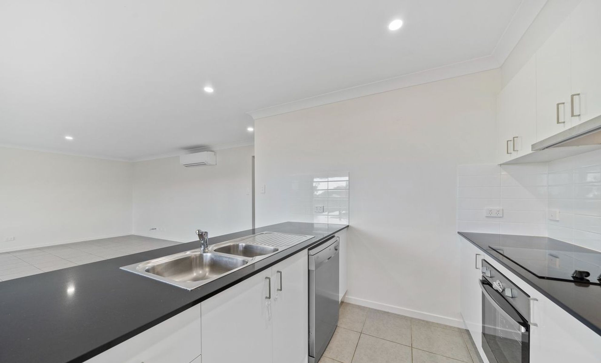 4 Sapporo Court, Bahrs Scrub, QLD 4207, Bahrs Scrub - Thumbnail 6