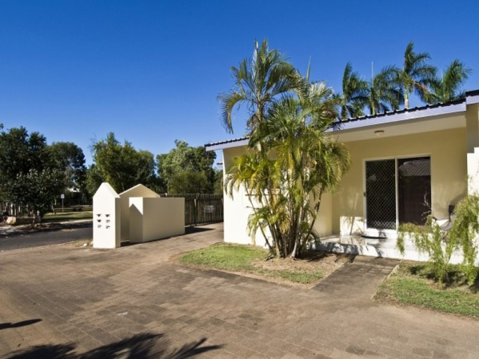 1/15 Undoolya Street, Tiwi NT 0810, Tiwi - Thumbnail 4
