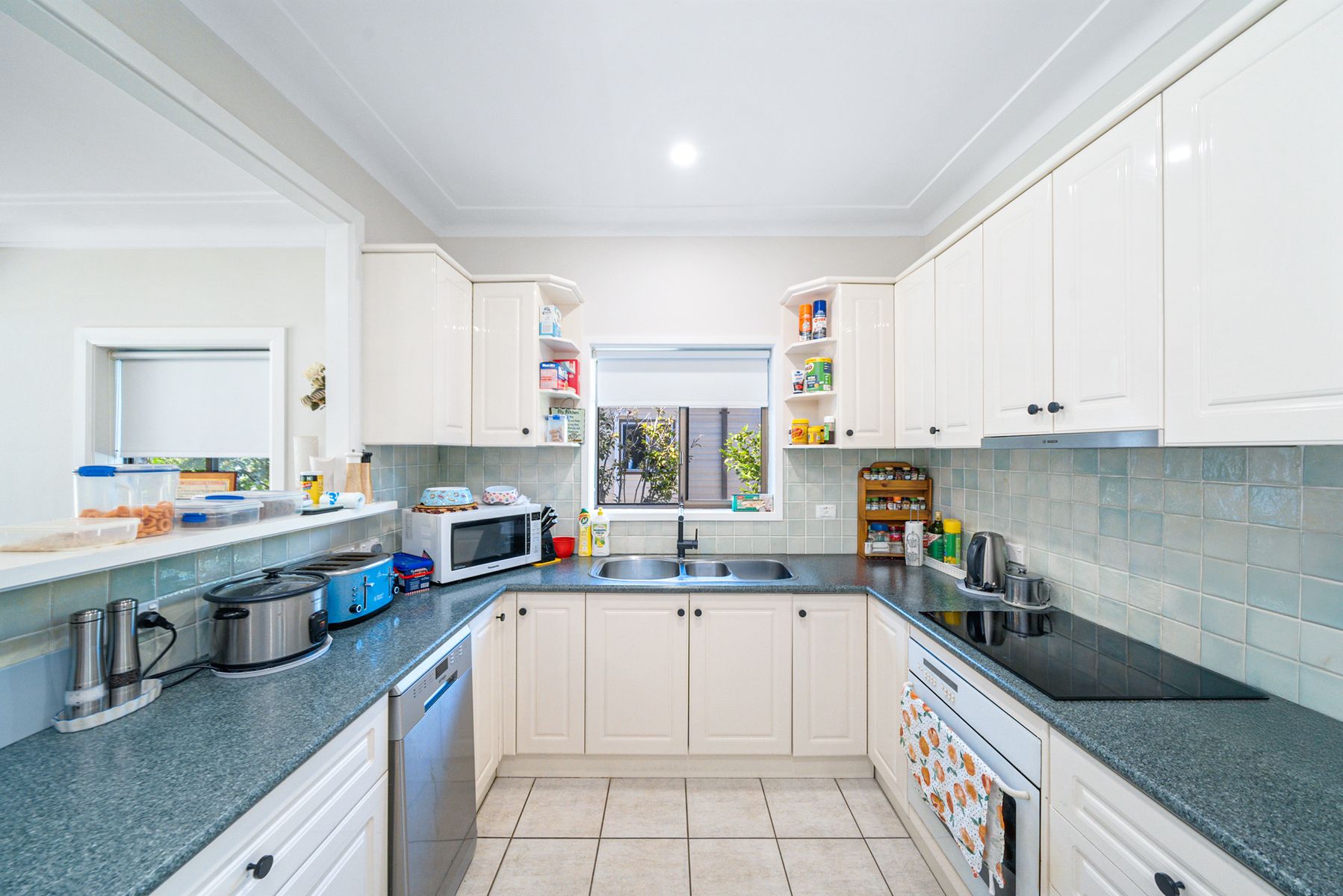 14 Hazelglen Avenue, Panania NSW 2213, Panania - Thumbnail 5