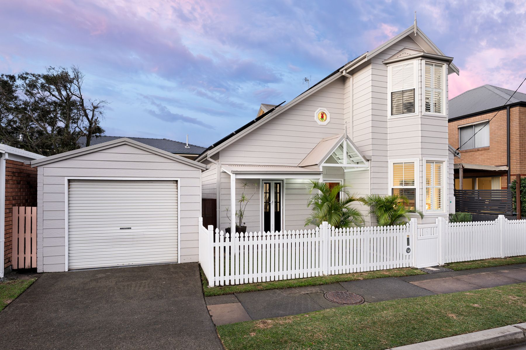 10 Robert Street, Merewether - Image 1