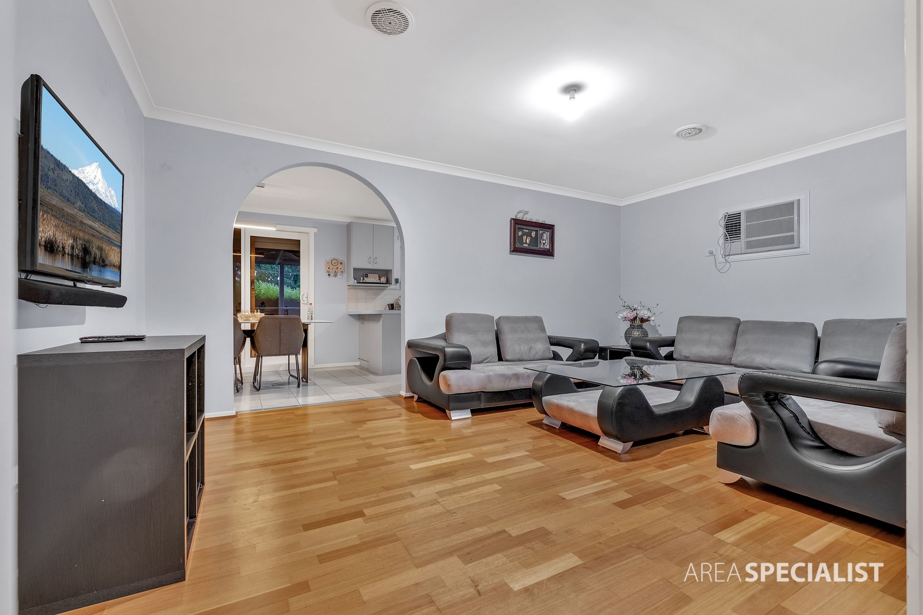 16 Lesley Drive, Hampton Park, VIC 3976, Hampton Park - Thumbnail 4