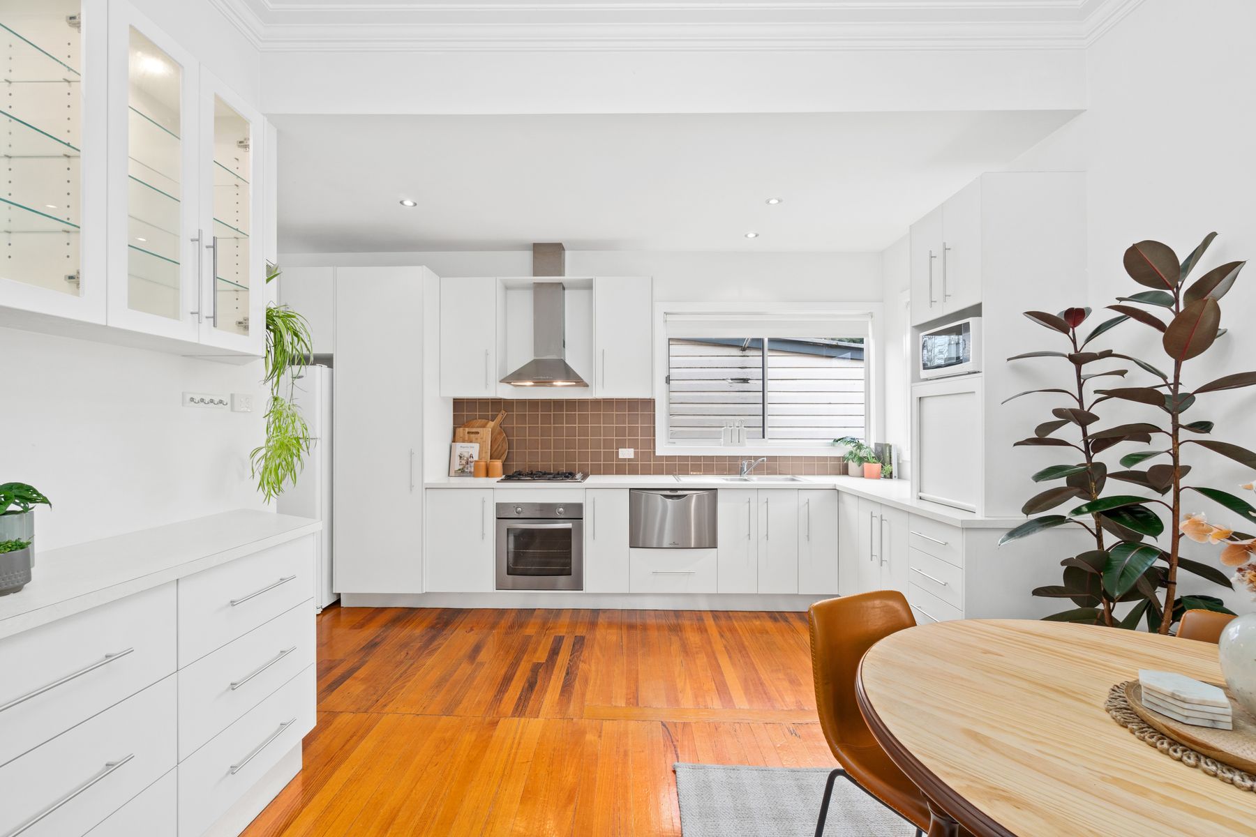 06 86 Grey St, Traralgon
