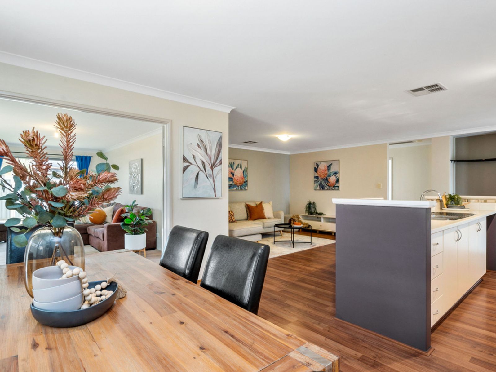 27 Yellowwood Avenue, Piara Waters WA 6112, Piara Waters - Thumbnail 2