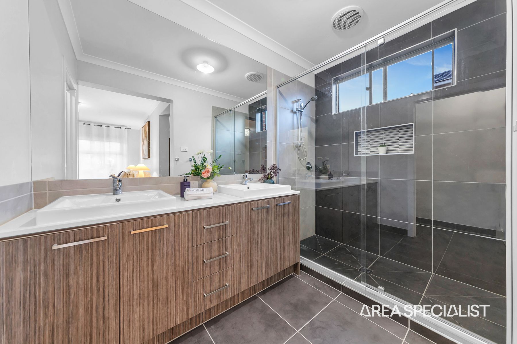 11 Kinship Way, Truganina, VIC 3029, Truganina - Thumbnail 5