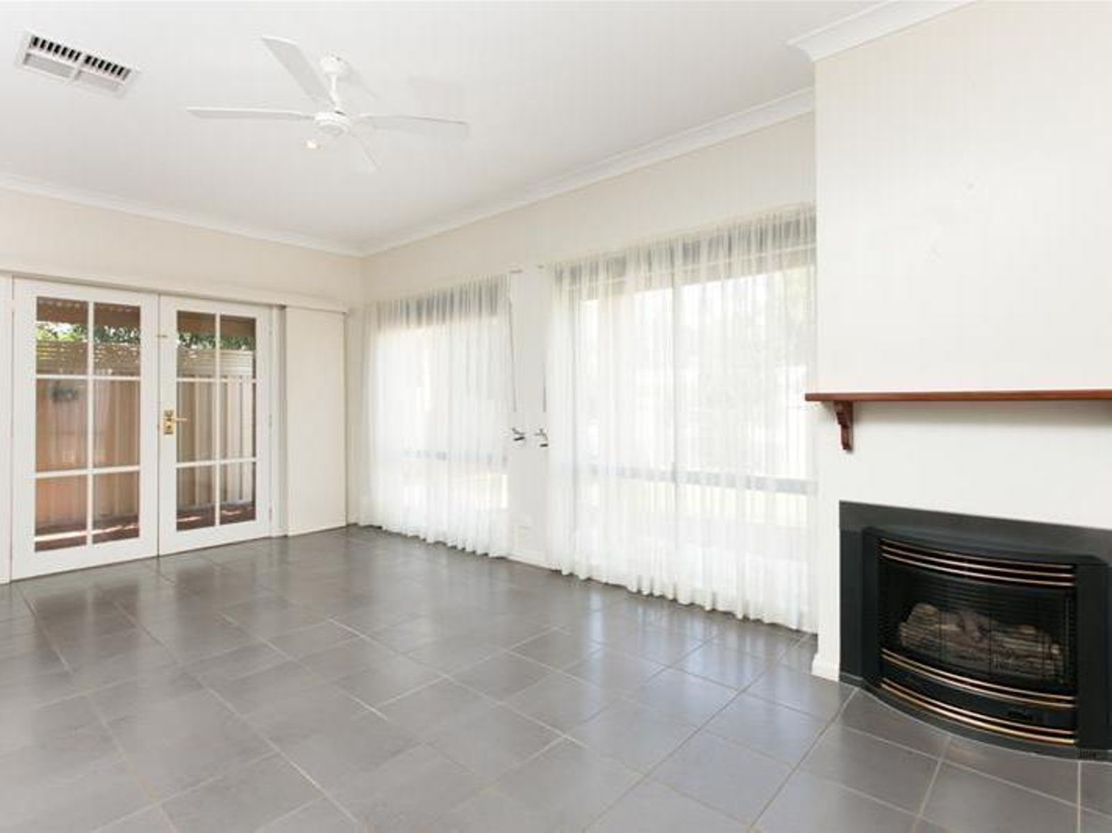263 Cureton Avenue, Mildura - Thumbnail 2