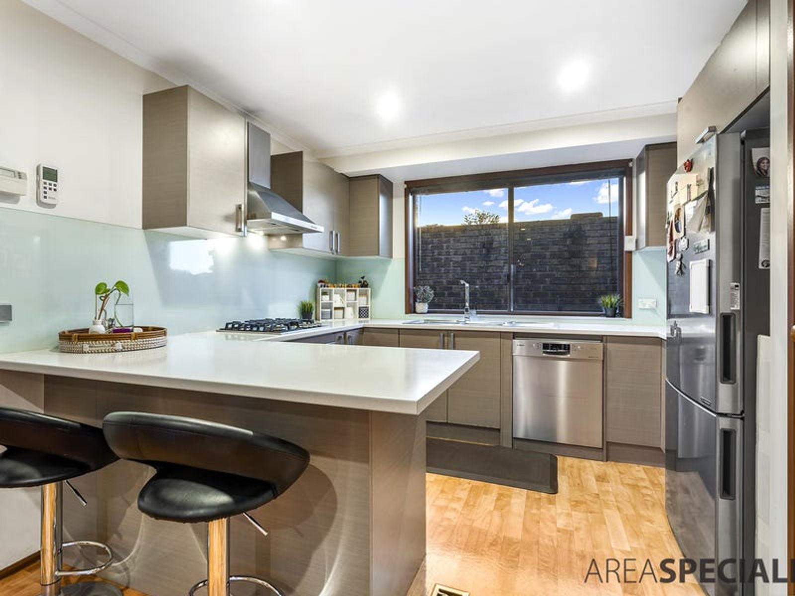 69 Pound Road, Hampton Park, VIC 3976, Hampton Park - Thumbnail 7