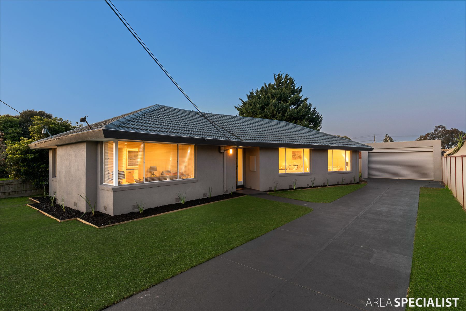 16 Smeaton Avenue, Hoppers Crossing, VIC 3029, Hoppers Crossing - Thumbnail 2