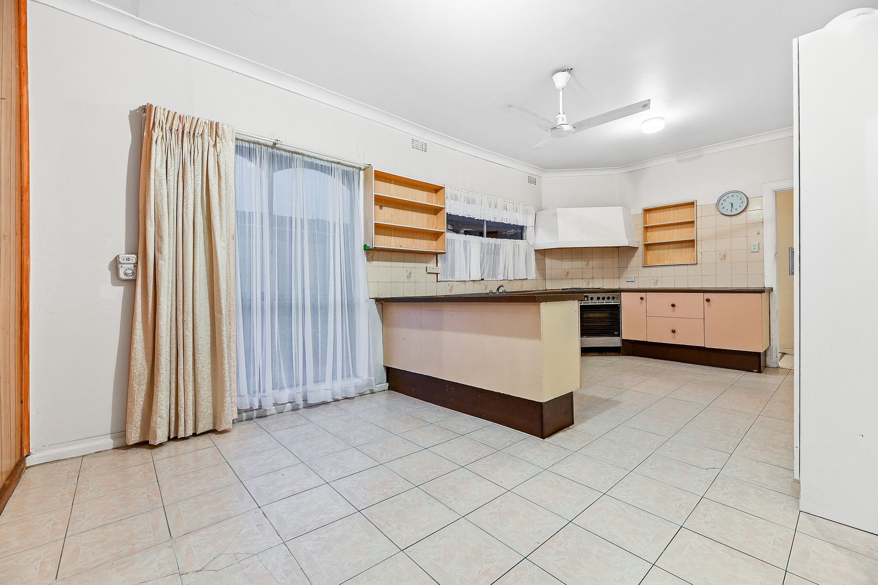 27 Bowmore Road, Noble Park, VIC 3174, Noble Park - Thumbnail 4