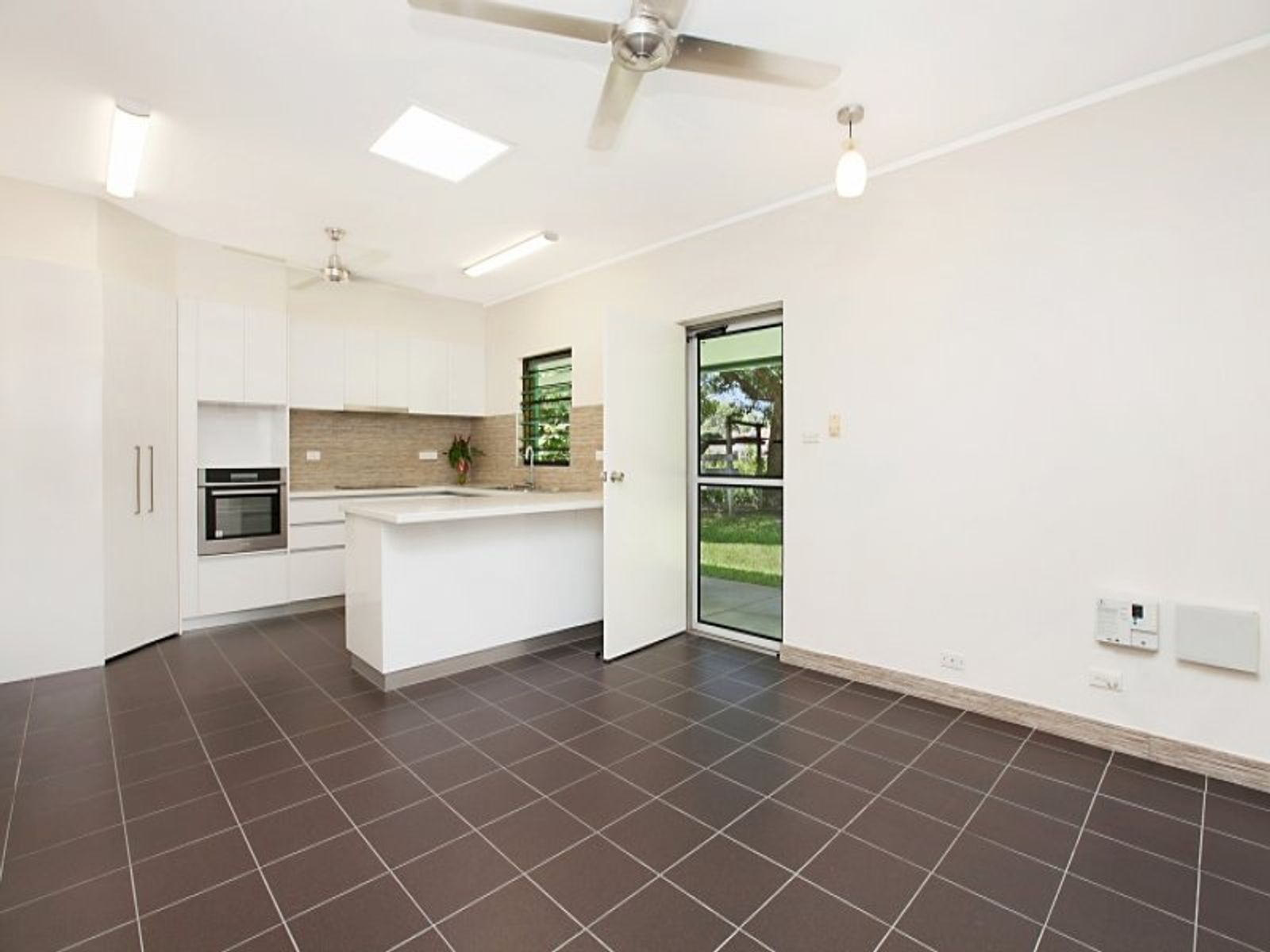 29 Sanderling Street, Wulagi NT 0812, Wulagi - Thumbnail 4