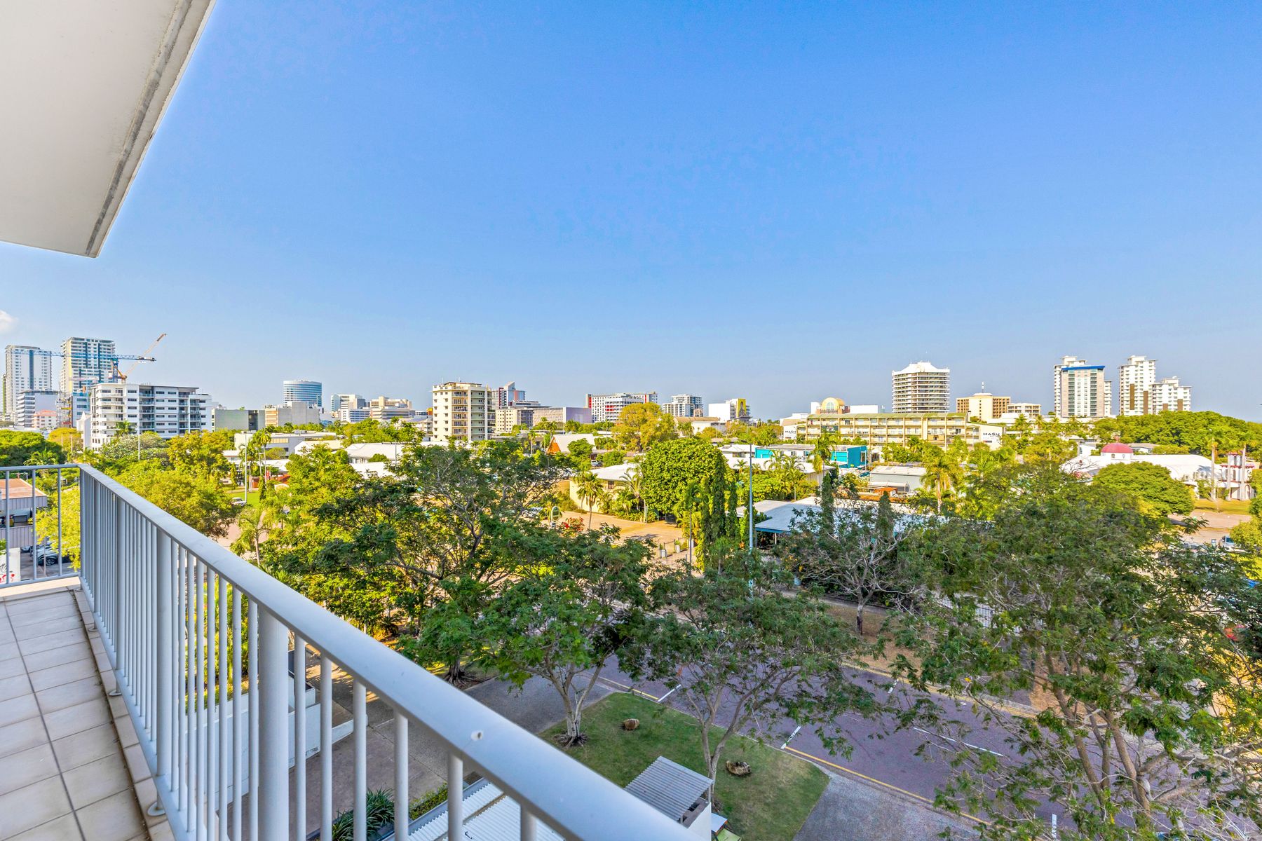 9/96 Woods Street, Darwin City NT 0800, Darwin City - Thumbnail 5
