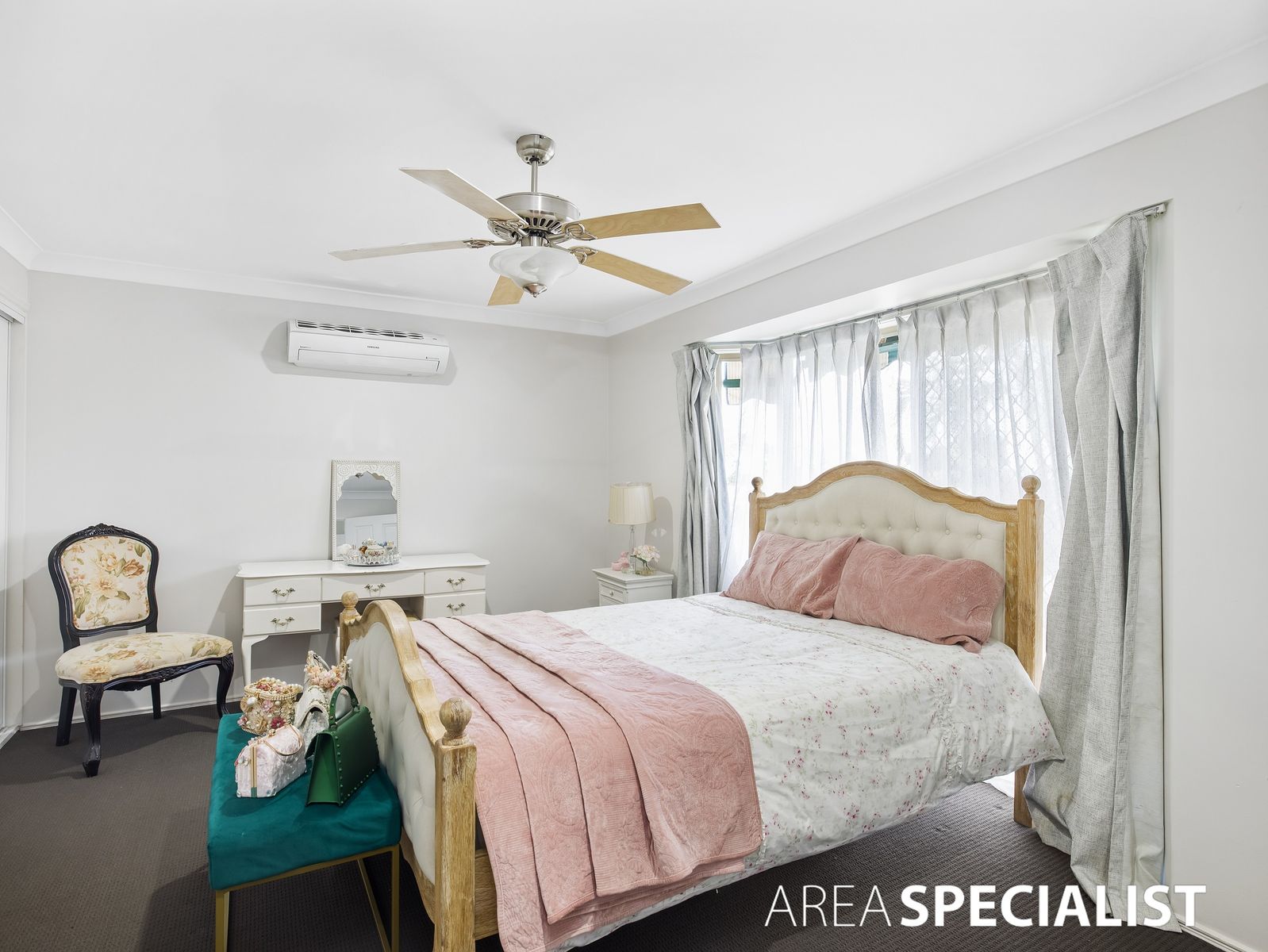 3 Adaminaby Drive, HELENSVALE 1 22