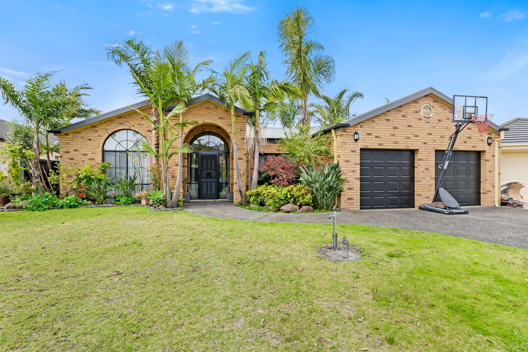 11 Albert Park Way, Keysborough, VIC 3173, Keysborough - Thumbnail 2