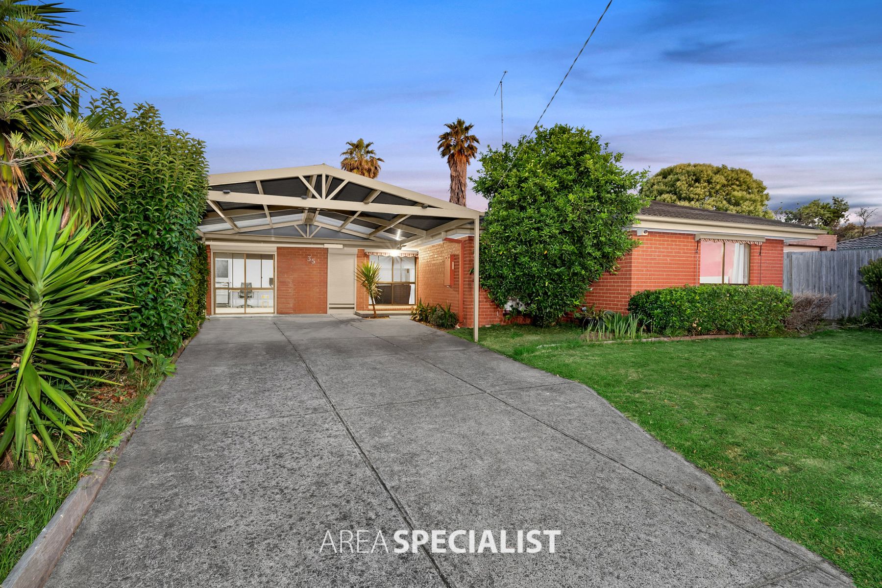 35 Hawking Avenue, Hampton Park, VIC 3976, Hampton Park - Thumbnail 2