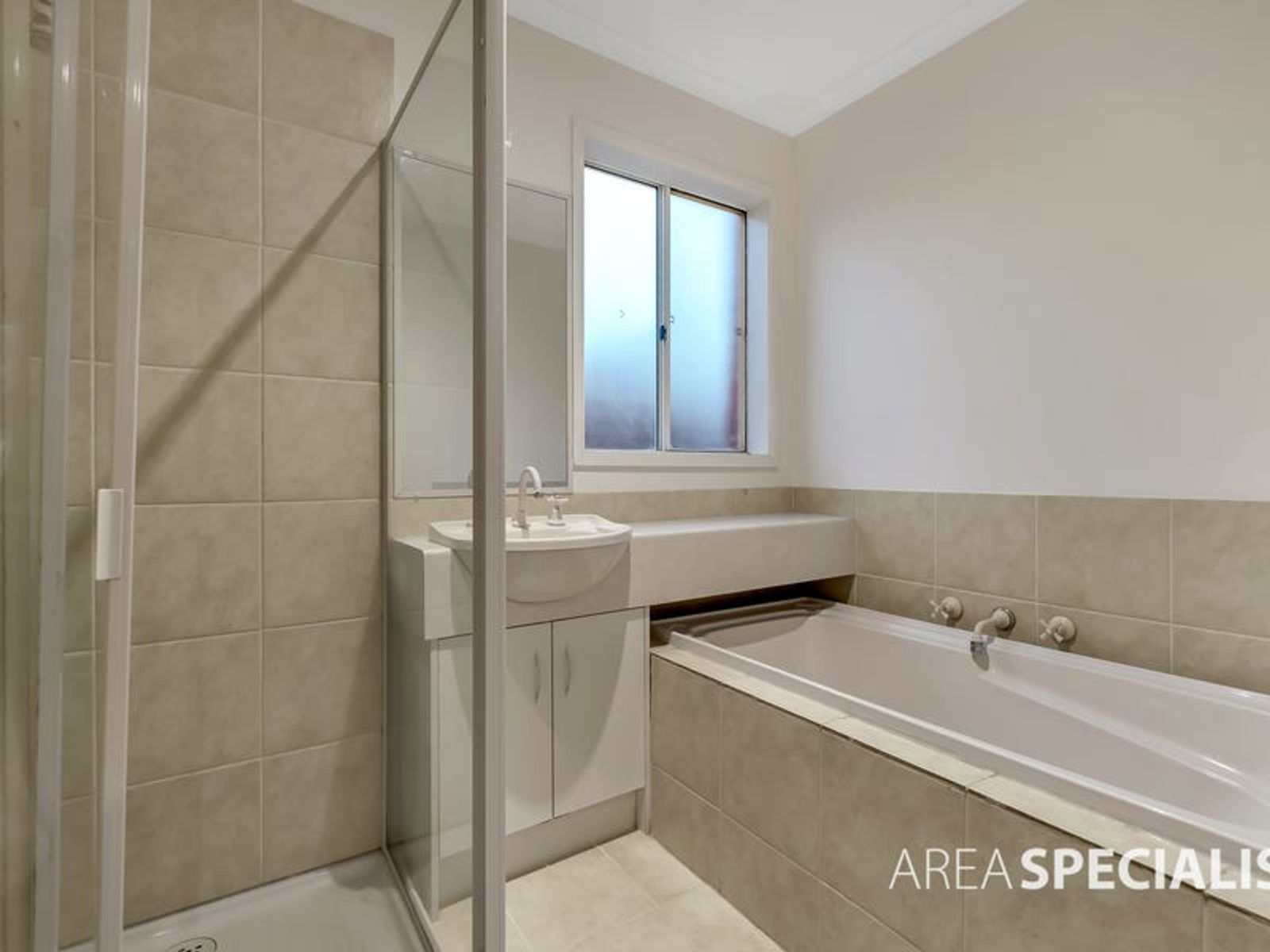 1/40 Kirkwood Crescent, Hampton Park, VIC 3976, Hampton Park - Thumbnail 5