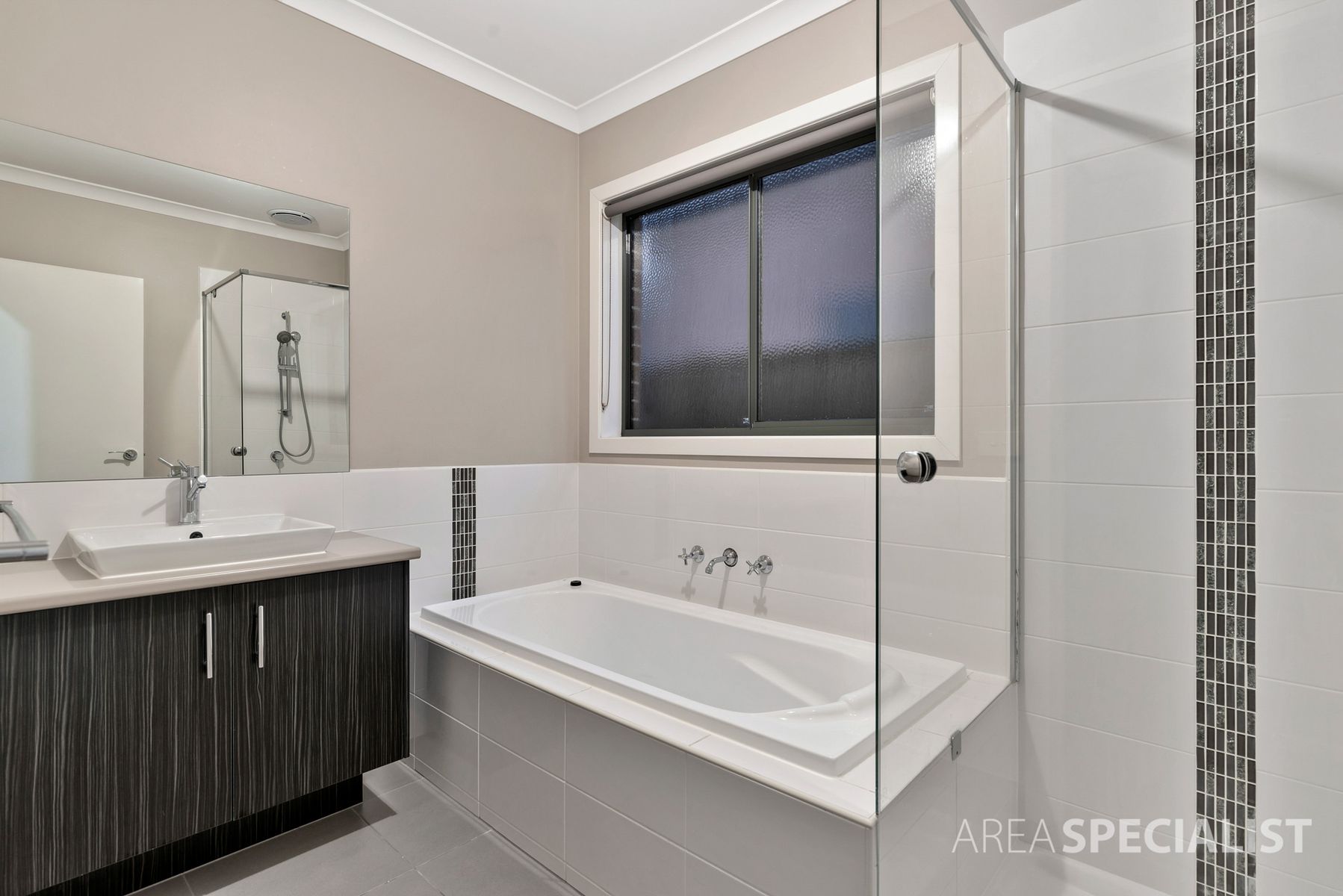 5 Paso Grove, Clyde North, VIC 3978, Clyde North - Thumbnail 7