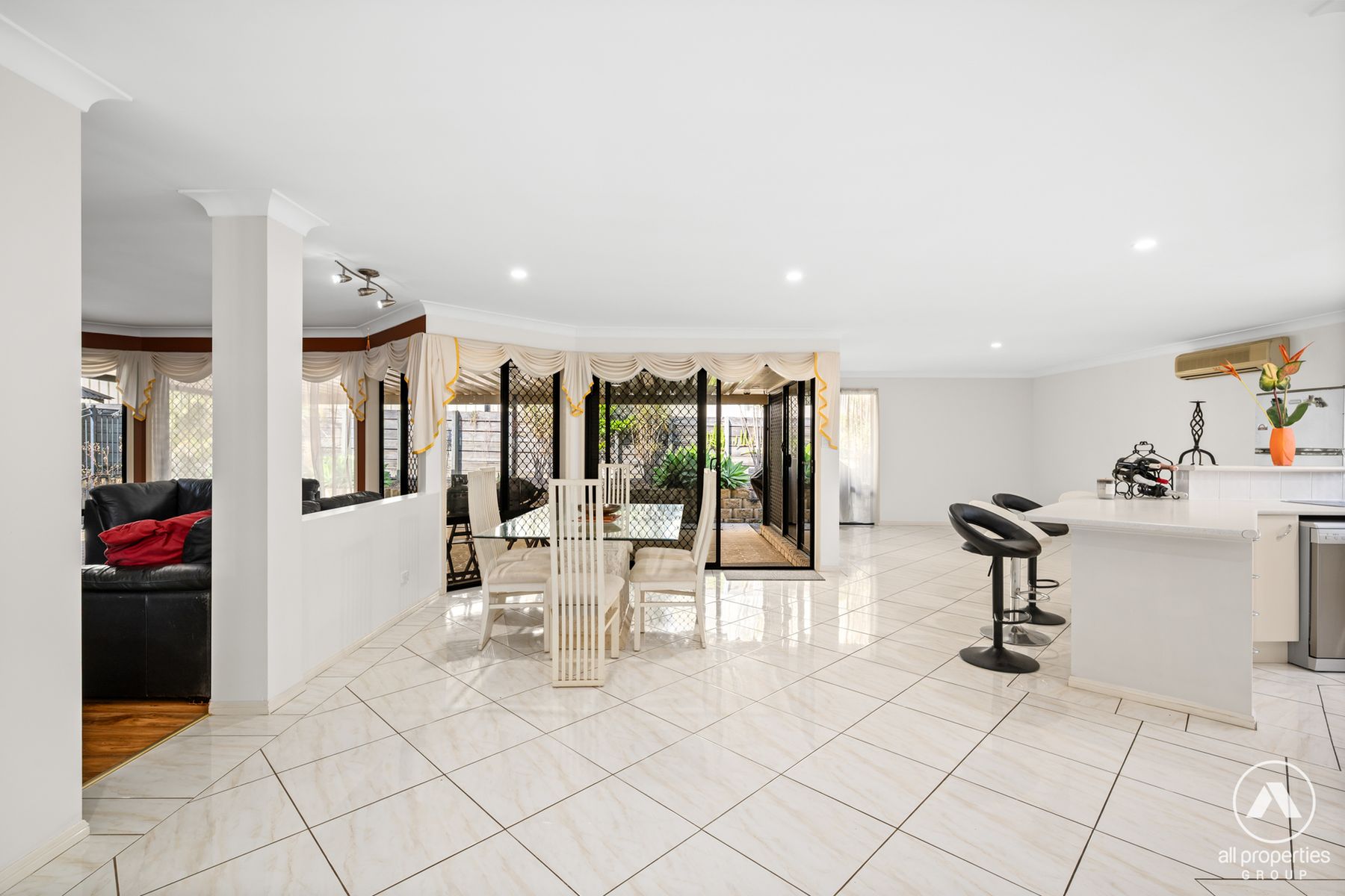 7 Nightingale Place, Heritage Park QLD 4118, Heritage Park - Thumbnail 6