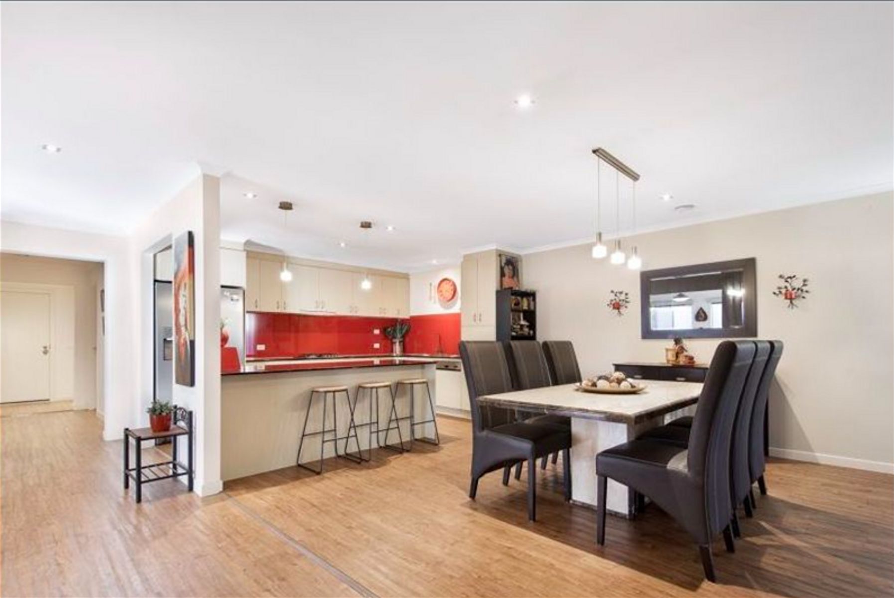 69 Sovereign Manors Crescent, Rowville, VIC 3178, Rowville - Thumbnail 3