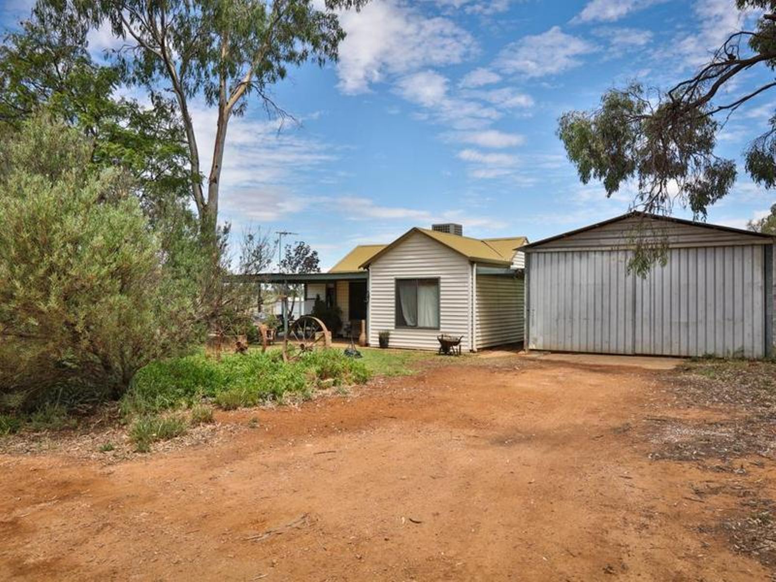 22 Psyche Bend Road, Irymple - Thumbnail 8