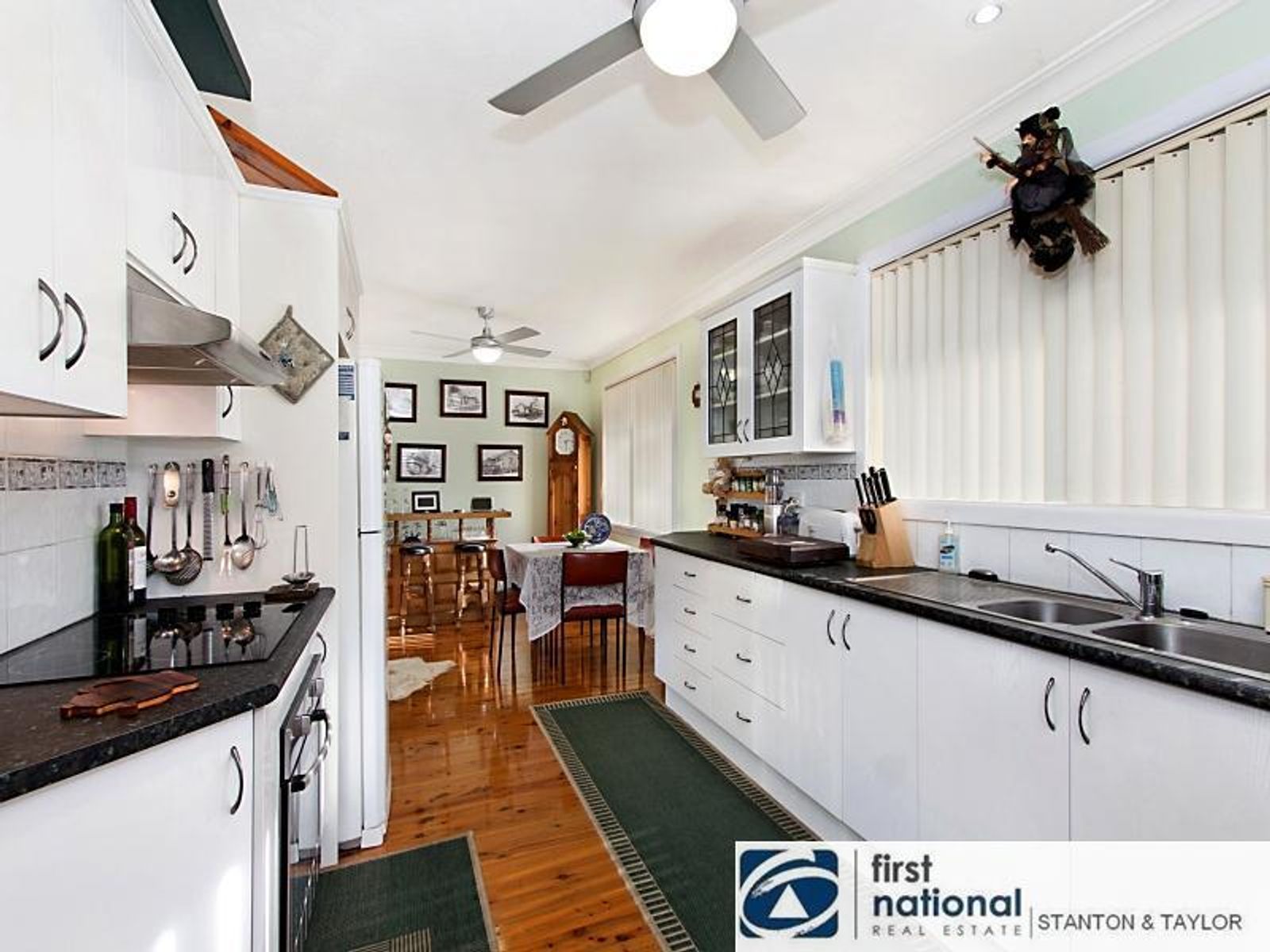 11 Bel-Air Road, Penrith - Thumbnail 2