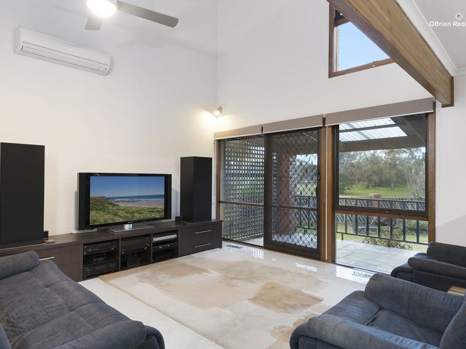 164 Kennington Park Drive, Endeavour Hills, VIC 3802, Endeavour Hills - Thumbnail 4