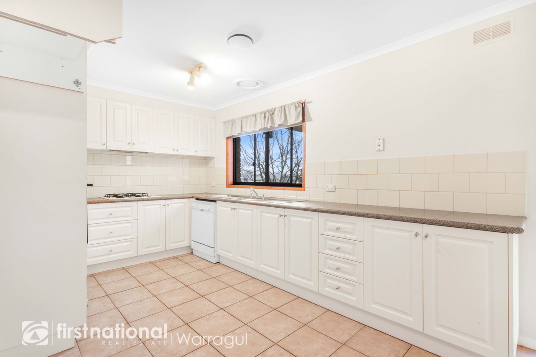 328 Normanby Street, Warragul, VIC 3820, Warragul - Thumbnail 3
