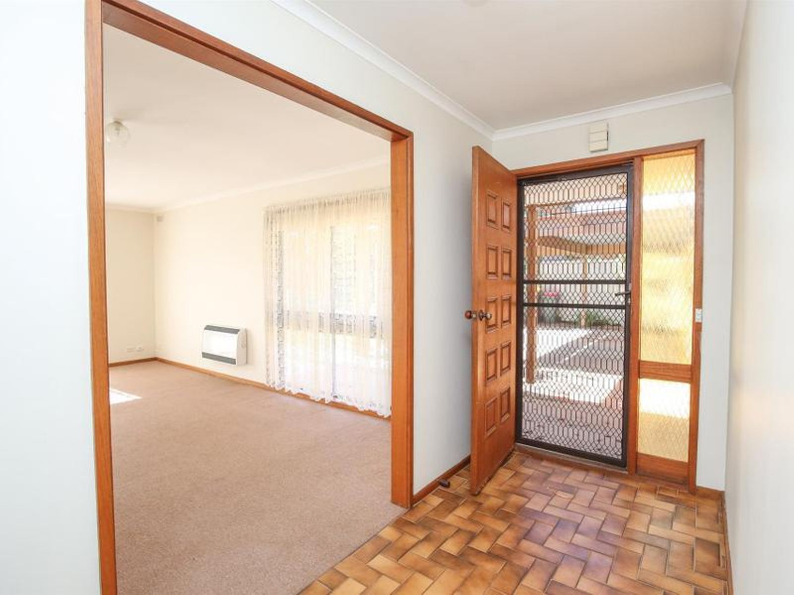 281 Eighth Street, Mildura - Thumbnail 2