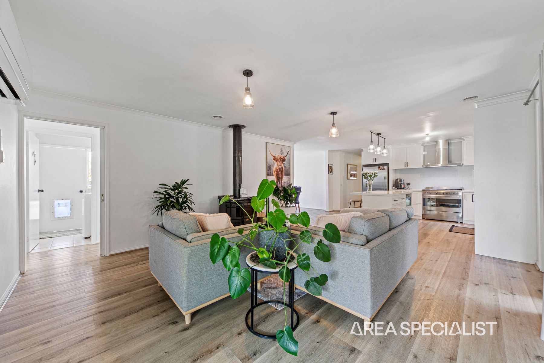 49 Sybella Avenue, Koo Wee Rup, VIC 3981, Koo Wee Rup - Thumbnail 7