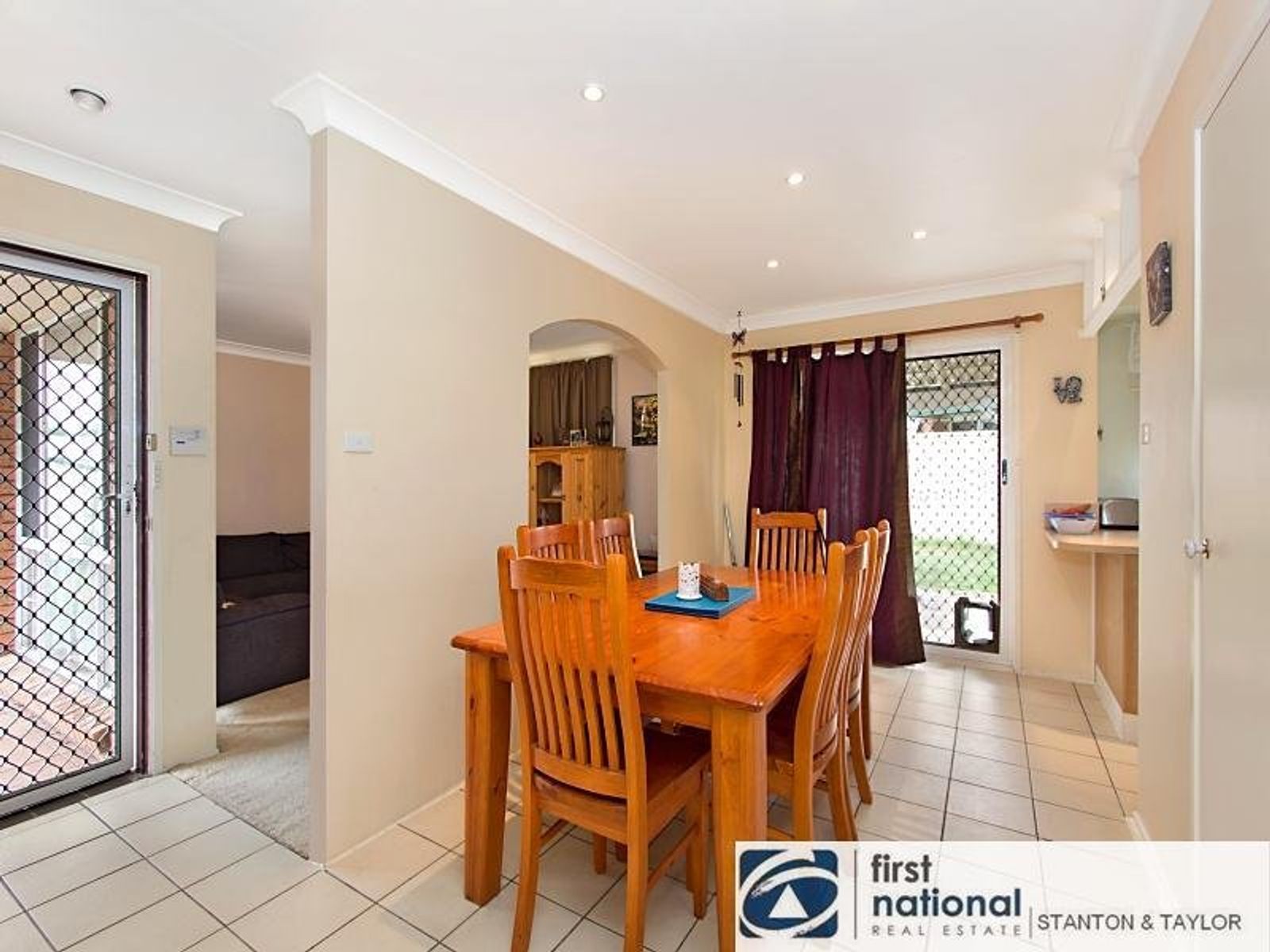 19 Kingsley Grove, Kingswood - Thumbnail 5