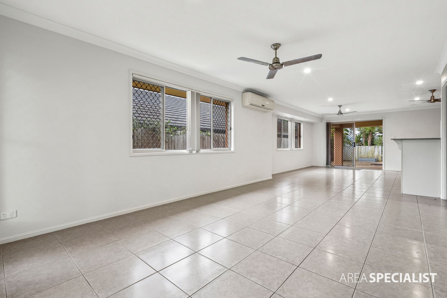 1/15 Jasmine Circuit, Ormeau, QLD 4208, Ormeau - Thumbnail 4