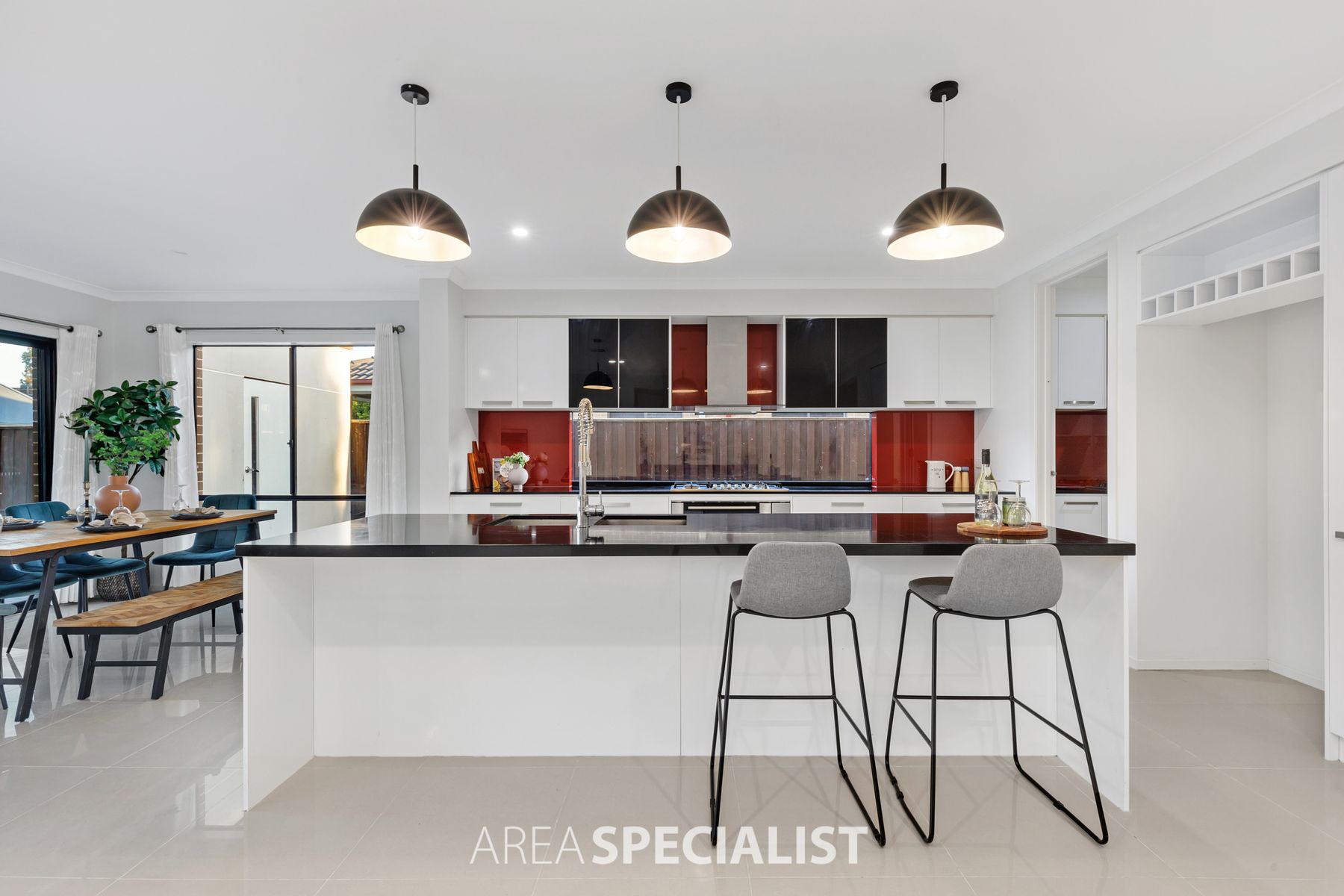 17 Hull Crescent, Pakenham, VIC 3810, Pakenham - Thumbnail 8