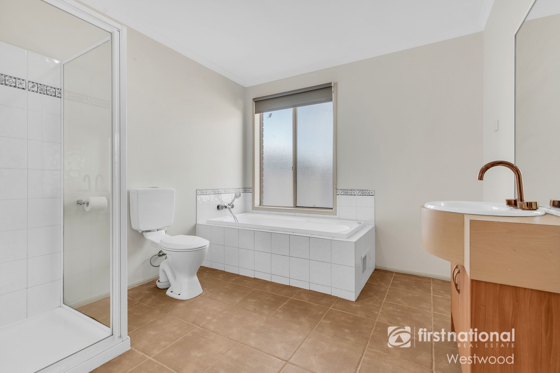 17 Loire Close, Hoppers Crossing VIC 3029, Hoppers Crossing - Thumbnail 8