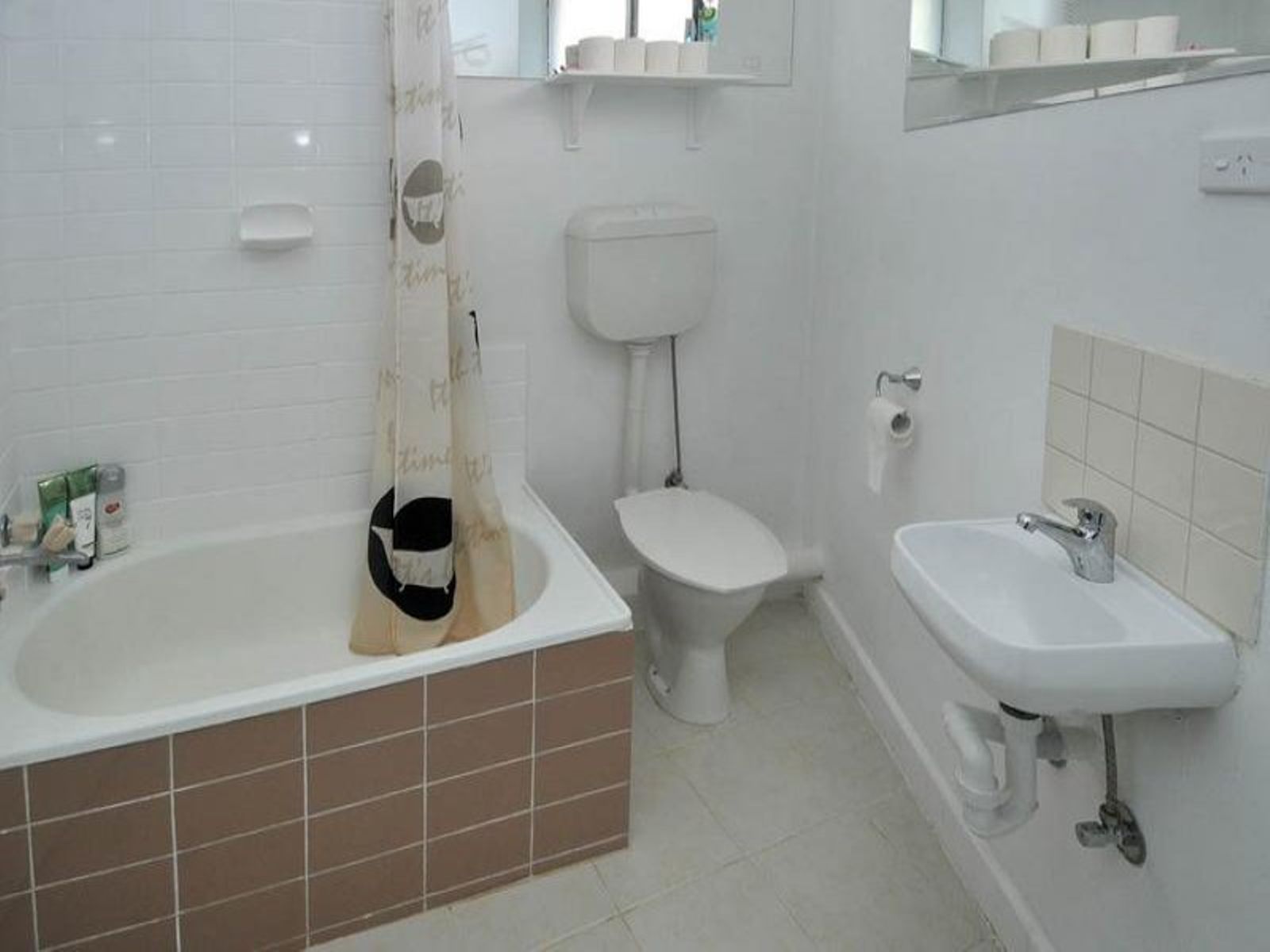 2/23A Beckett Street South $200,000 - $220,000, Glenroy - Thumbnail 7