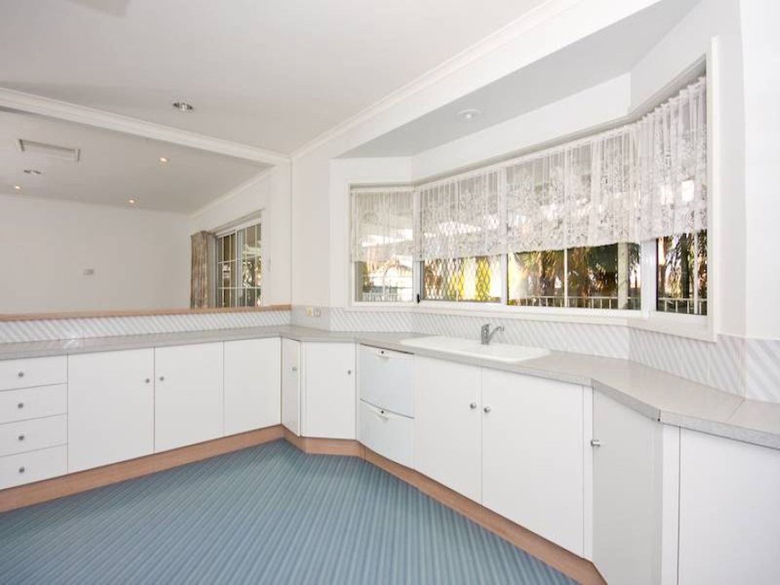 2 Leng Close, Nichols Point - Thumbnail 4