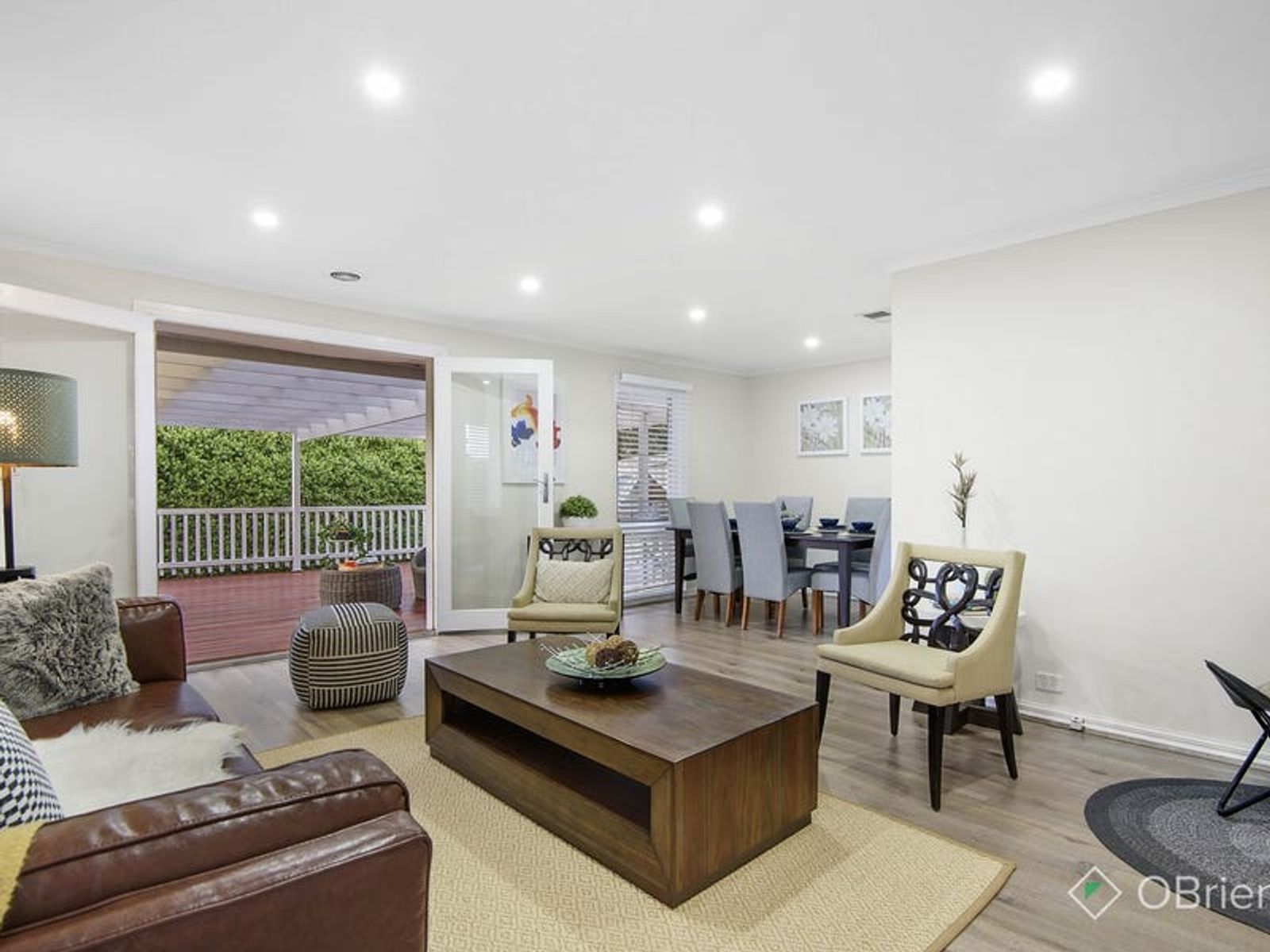 69 Charles Green Avenue, Endeavour Hills, VIC 3802, Endeavour Hills - Thumbnail 2