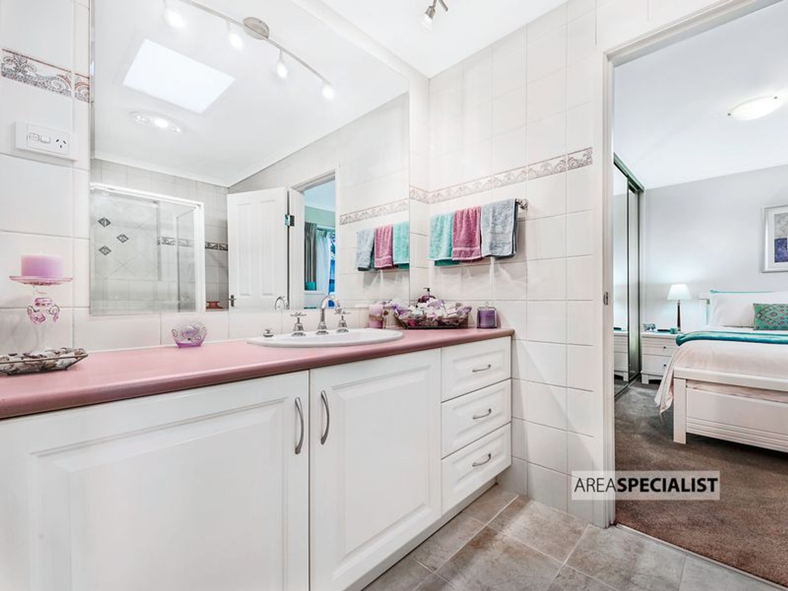 13 Kennedy Court, Cranbourne North, VIC 3977, Cranbourne North - Thumbnail 4