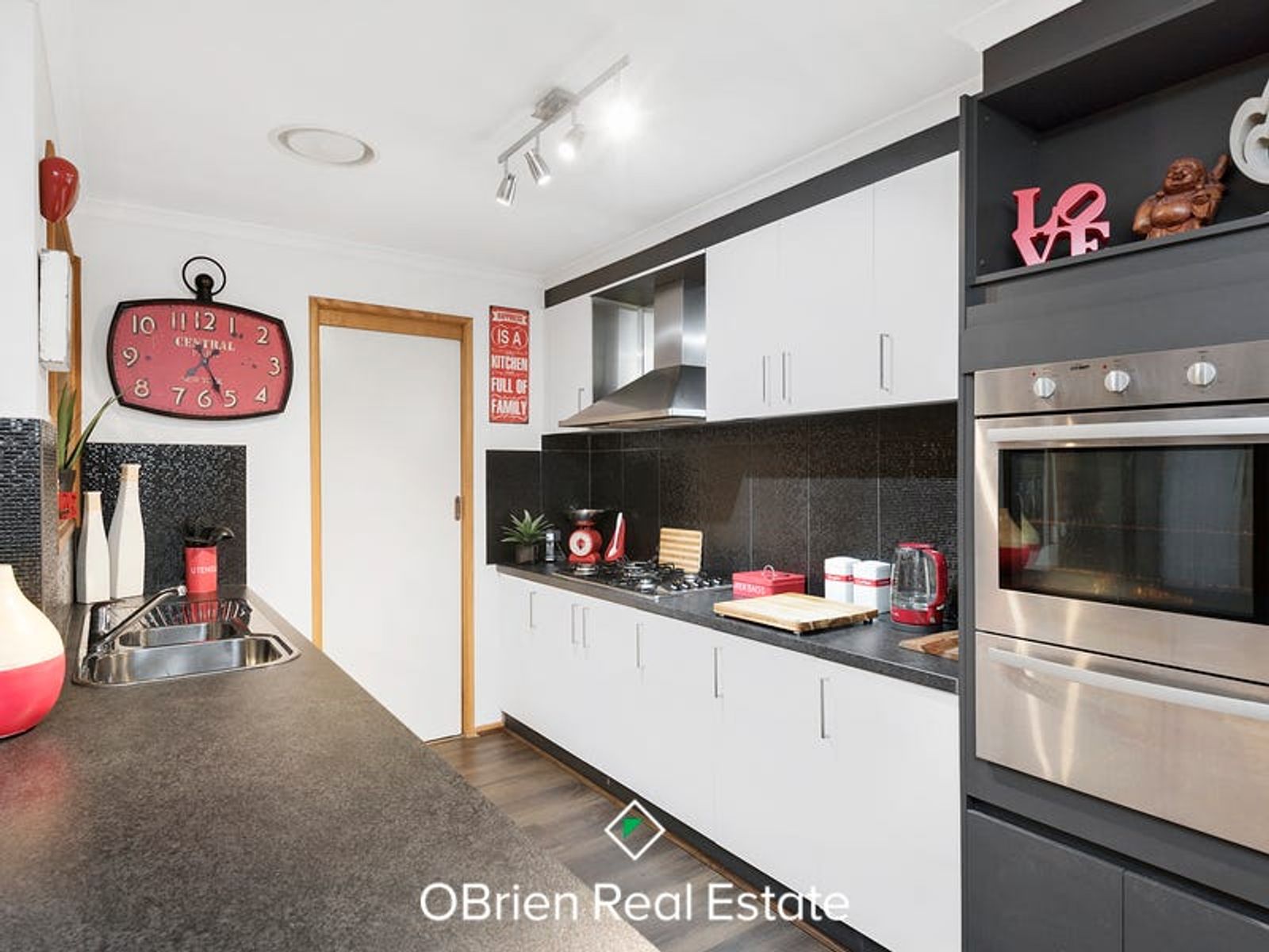 10 Hamstead Court, Endeavour Hills, VIC 3802, Endeavour Hills - Thumbnail 6