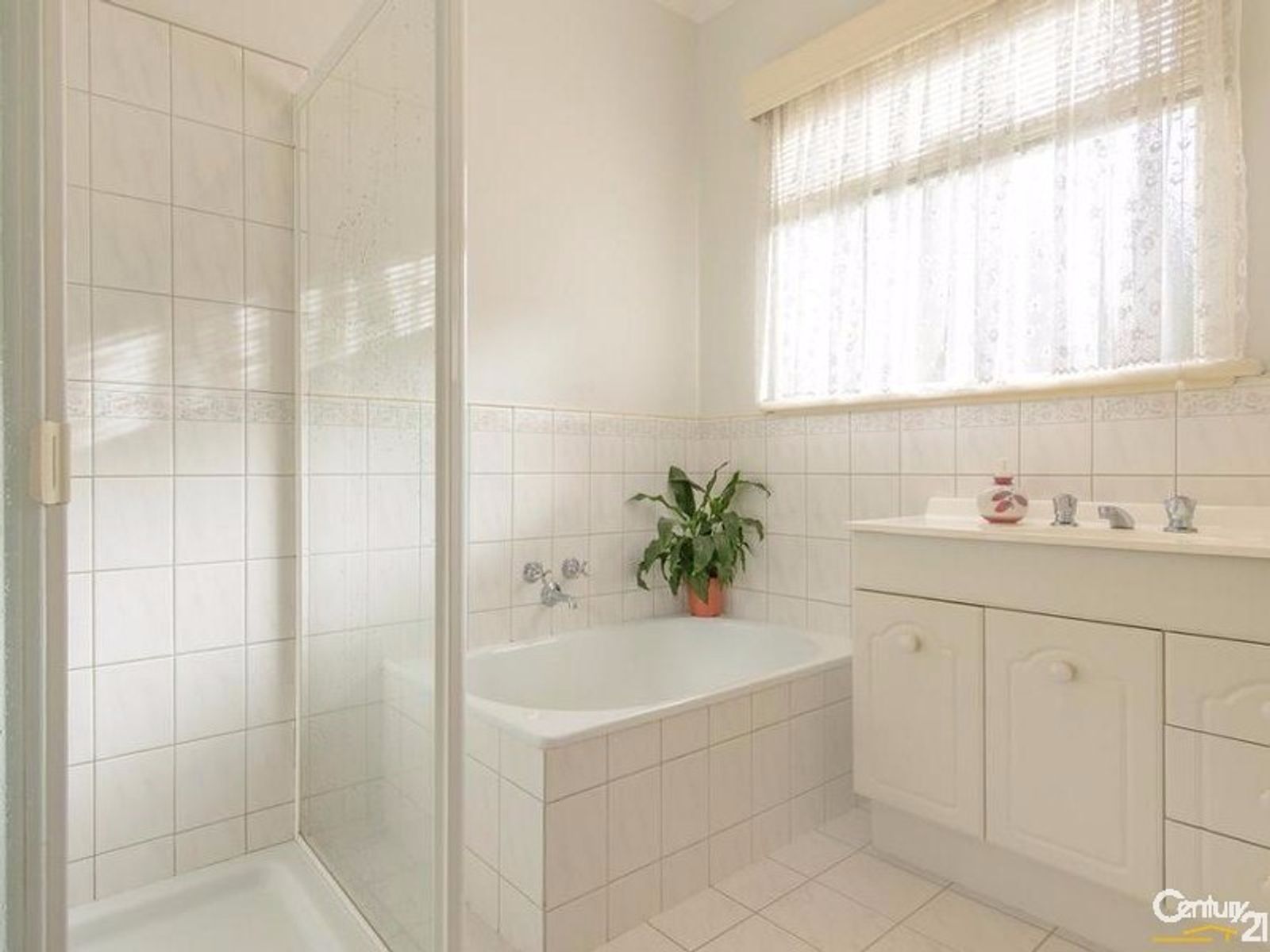 23 LEICESTER AVENUE, Glen Waverley, VIC 3150, Glen Waverley - Thumbnail 5