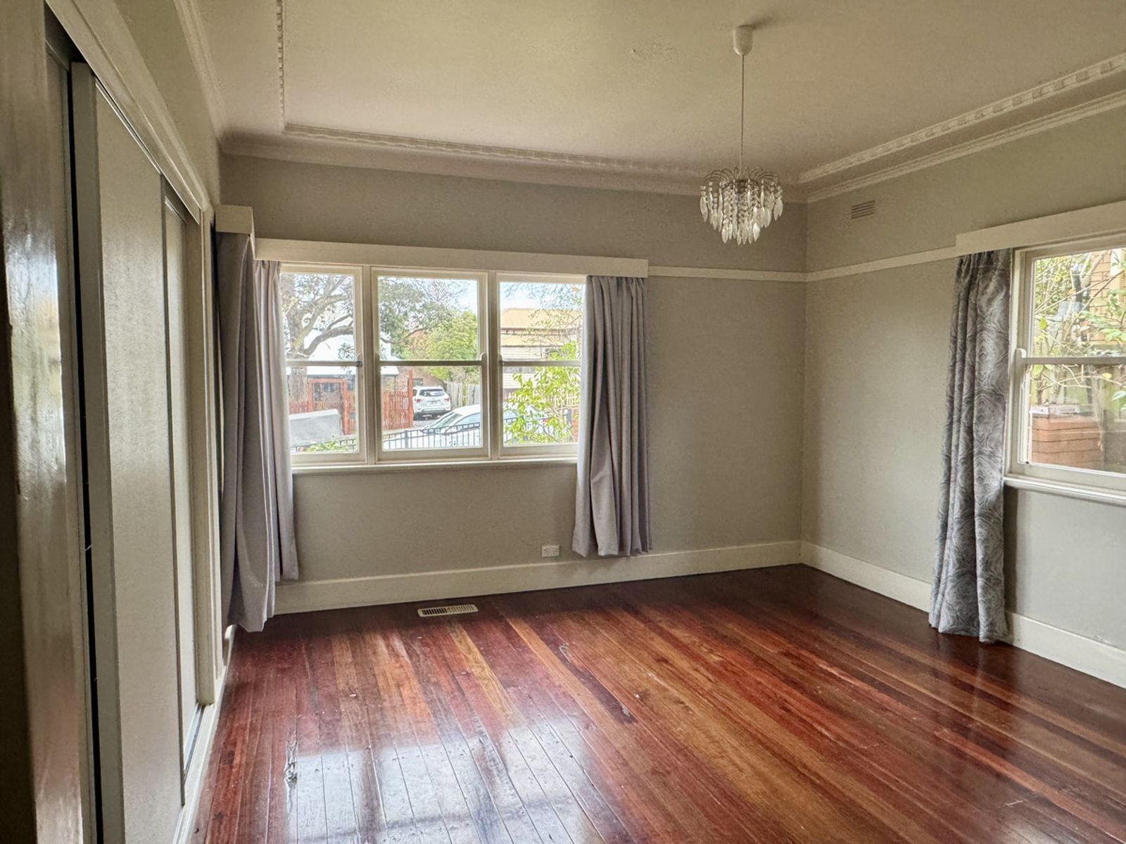 24 Henry Street, Traralgon VIC 3844, Traralgon - Thumbnail 4