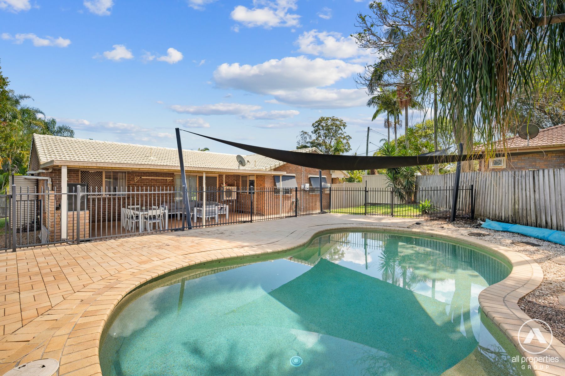 7 Weldon Court, Hillcrest QLD 4118, Hillcrest - Thumbnail 2